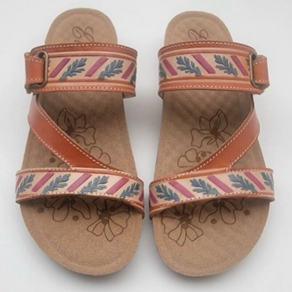 Corey’s Elite Echo Leather up Hand painted Sandals Brand New with tags or box